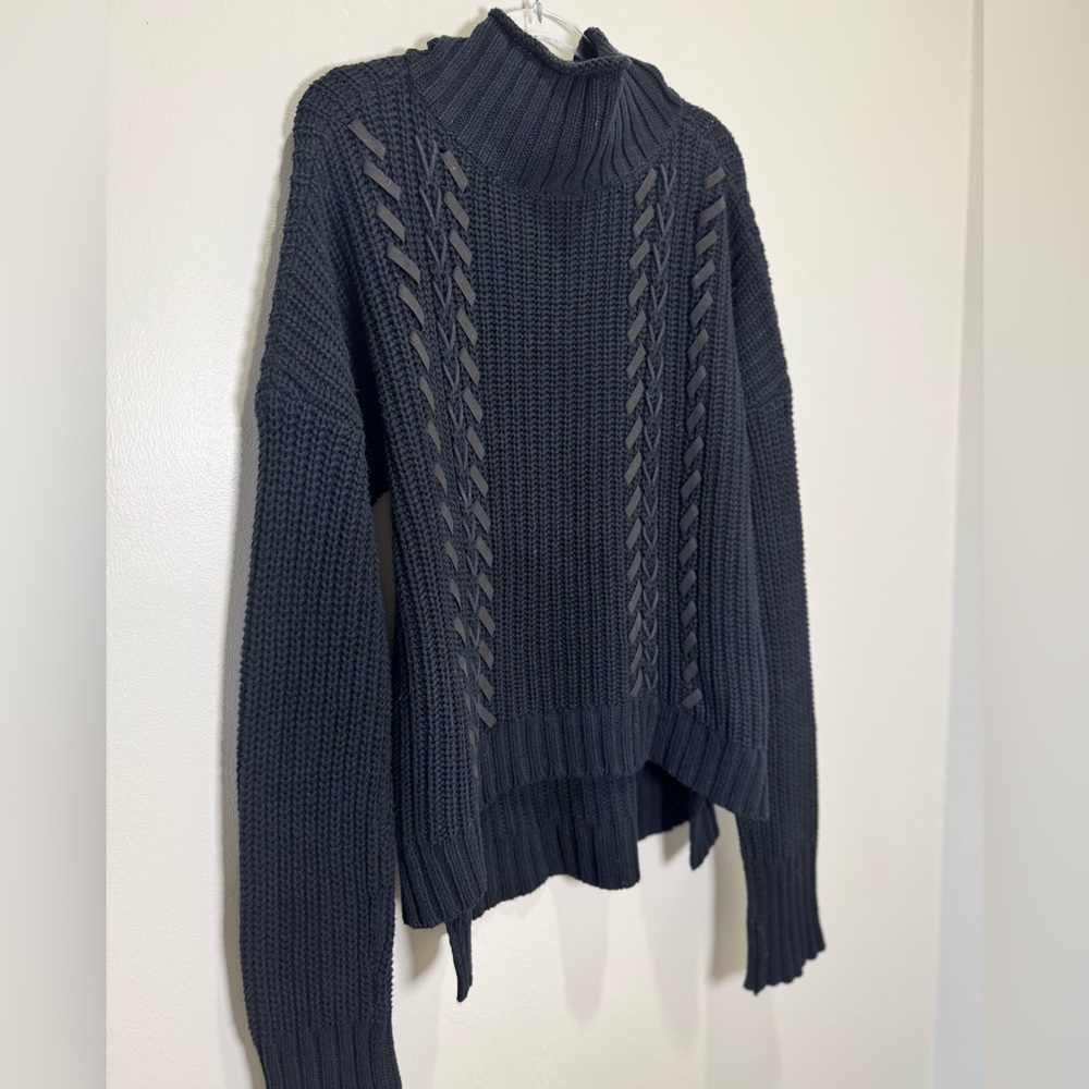 Express Women's Braided Turtleneck‎ Sweater, Size M